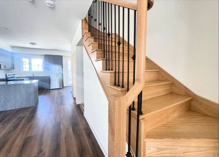 For Lease - 1695 Dersan Street, Pickering, Ontario - Photo 5