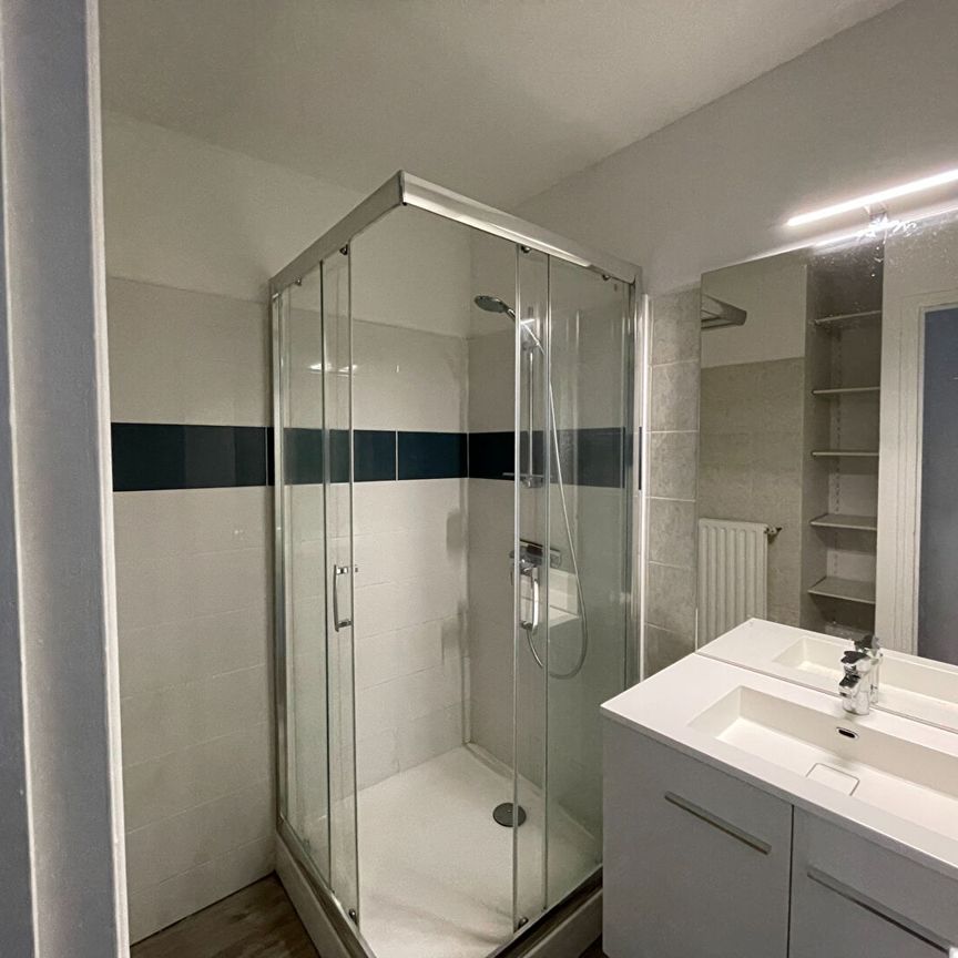 Location Maison 5 pièces 106m² - Photo 1