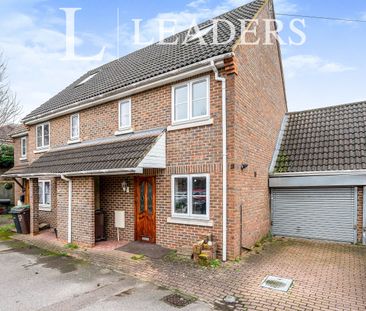3 bedroom terraced to rent Chene Mews - Photo 1
