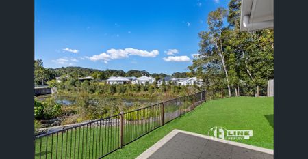 Brand New 3-Bedroom Duplex in Quiet Cul-de-Sac - Photo 2