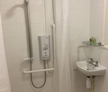 Studio to rent - Photo 5