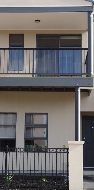 Open The Door to Modern, Low-maintenance Living - Photo 1