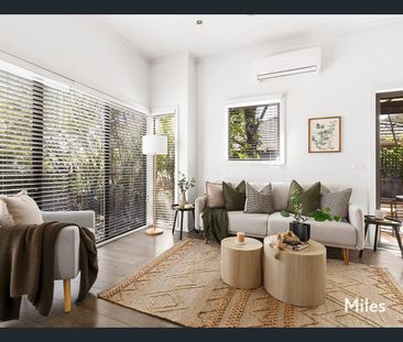 SECLUDED GARDEN SETTING BY PARKLANDS AND SHOPS - Photo 1