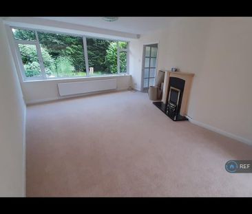 4 bedroom detached house to rent - Photo 1