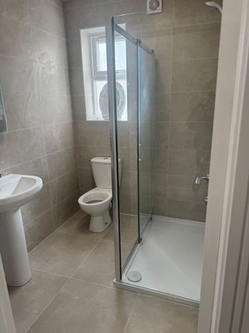 5 bedroom house of multiple occupation to rent - Photo 3