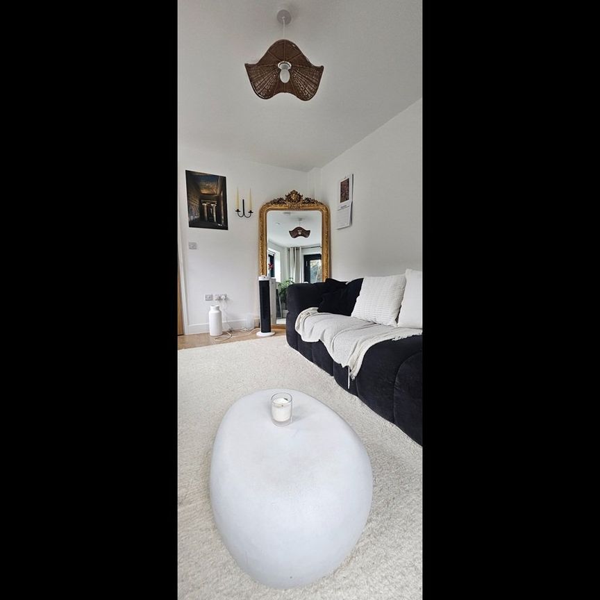 2 Bed Semi-Detached House, Furness Quay, M50 - Photo 1