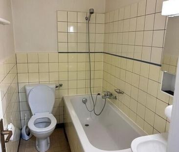 APPARTEMENT 3 PIÈCES À GRAND-LANCY (GE), MEUBLÉ - Photo 2