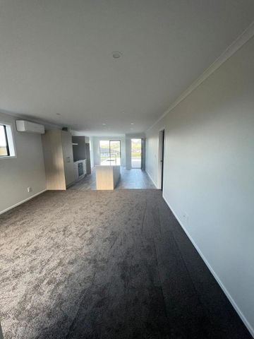 Brand New Family Home - Photo 4
