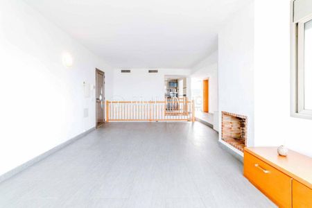 5 room luxury House for rent in Sitges, Catalonia - Photo 3