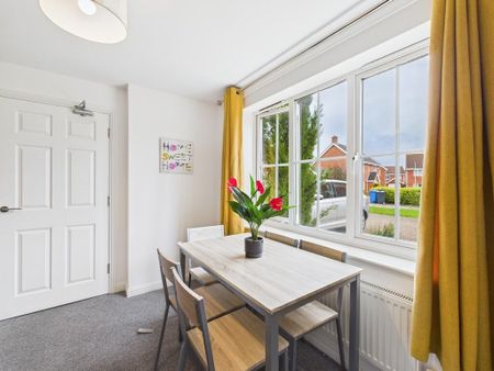 1 bedroom in a house share to rent - Photo 5
