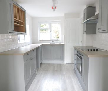 3 bedroom detached house to rent - Photo 3