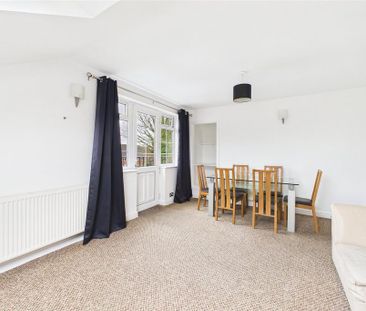 2 bedroom maisonette to rent - Photo 3