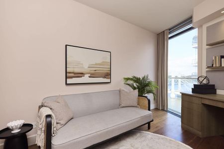 4 bedroom flat to rent - Photo 2