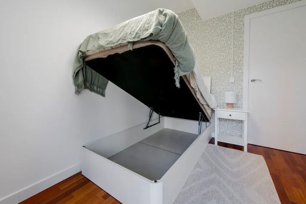 Calle de Ana de Austria, Madrid, Community of Madrid 28050 - Photo 1