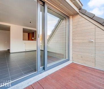 Ruim en lichtrijk duplex appartement in het centrum van Belsele! - Foto 1