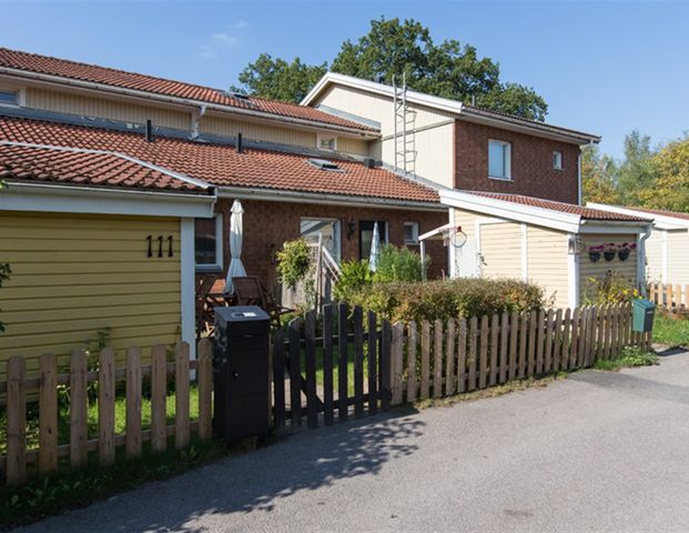 Rönnebergsgatan 7 - Photo 1