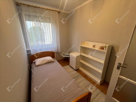 Kiadó jó állapotú panel lakás - Debrecen - Fotó 4