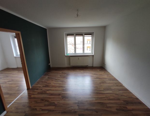 Freundlich helle 2-Raum-Wohnung für junge Pärchen - Photo 1
