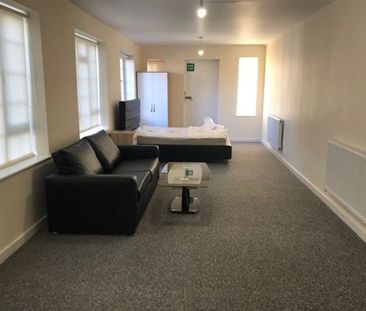 London Road, Headington, Oxford - Photo 3