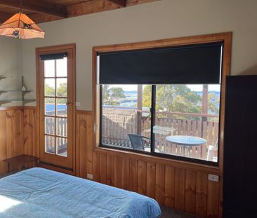 Cute Unit, Fully Furnished and Equipped & Including Power - Photo 4