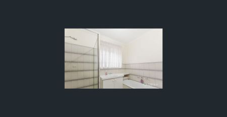 Easy Living in Central Location! - Photo 5