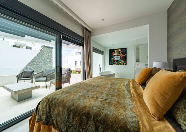 5 bedroom luxury Villa for rent in San Pedro de Alcántara, Spain