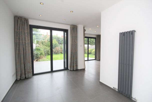 Newry Park, Chester - Photo 1