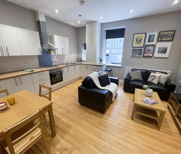 4 bedroom flat to rent - Photo 6