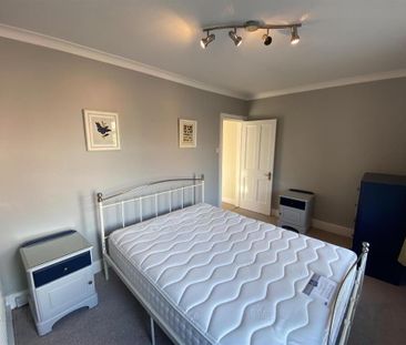 125 Bloomfield Avenue, Belfast, BT5 5AB - Photo 3