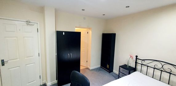 Room in a Shared House, Coventry, CV4 - Photo 2