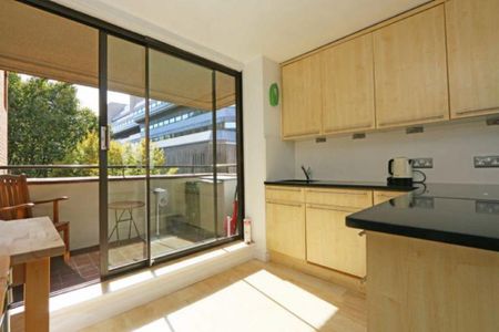 1 bedroom flat to rent - Photo 2