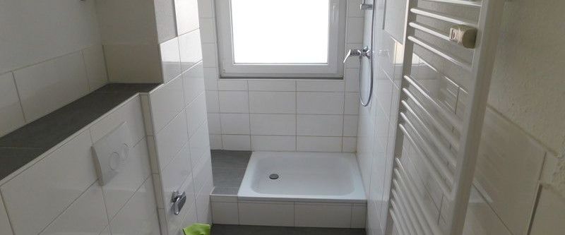Wohnung mit Duschbad und Balkon ! - Foto 1
