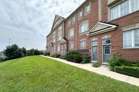 For Lease - 65 Cooperage Lane Unit# Unit 65, Ajax, Ontario - Photo 3