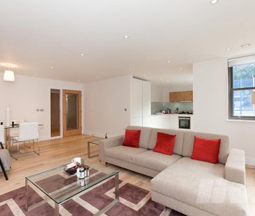 2 bedroom flat to rent - Photo 1