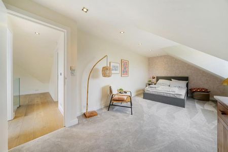 6 bedroom semi-detached house to rent - Photo 4