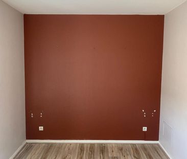 Appartement 3 pièces à louer Chazelles sur Lyon - 42140 / Réf: LA28... - Photo 2