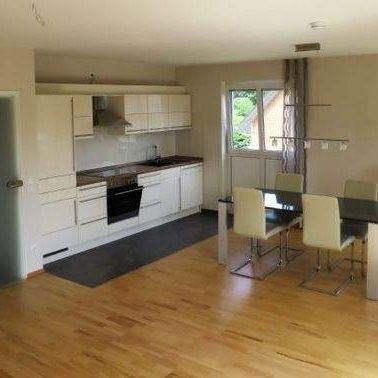 Lingen- Darme: Moderne 3-Zi. Whg. 92 m² Wfl., EBK, 2 PKW-Stellplätze, Badewanne, Süd-West Balkon zum 01.05.2026 - Photo 1