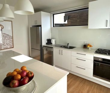 STYLISH TOWNHOUSE WITH INDOOR & OUTDOOR FLAIR! - Photo 6