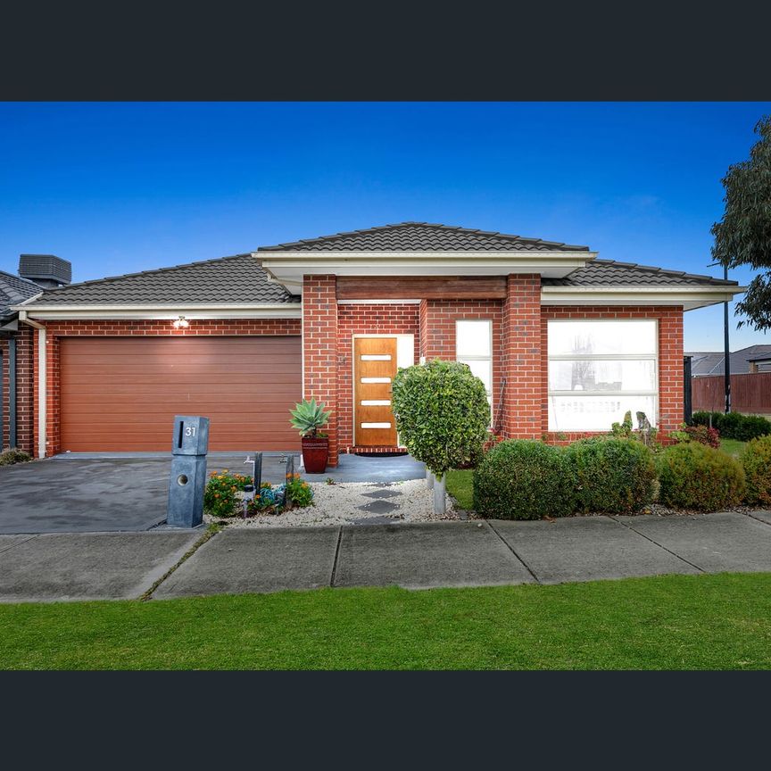 45 Stainsby Crescent, Roxburgh Park, Vic 3064 - Photo 1