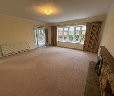 2 bedroom detached bungalow to rent - Photo 3