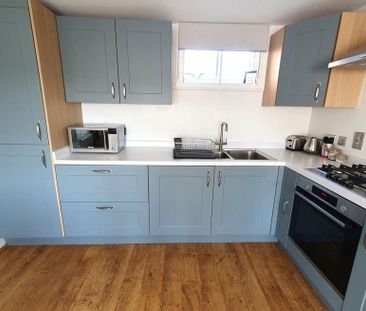 2 bedroom flat to rent - Photo 4