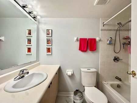 310 Central Park Dr, Carlington, Ottawa, ON - Photo 3