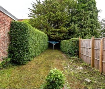 4 bedroom terraced house to rent - Photo 4
