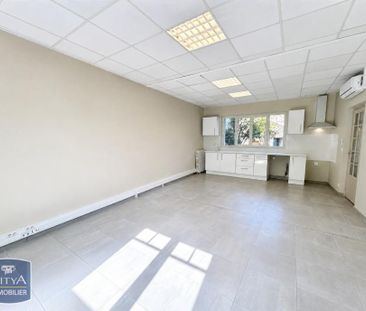 Location Maison 5 pièces 133m² BOURGUEIL 37140 - Photo 2
