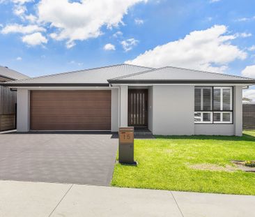 15 Reedling Road, Chisholm NSW 2322 - House For Rent | Domain - Photo 5