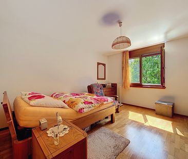 2½ PIÈCES - Au calme avec un balcon! - Photo 3