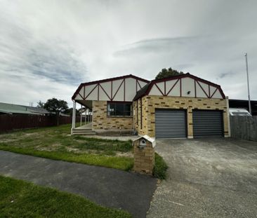 Super spacious and supper sunny! - Photo 5