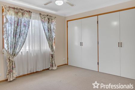 85 Undurra Drive, Glenfield Park NSW 2650 - Photo 2