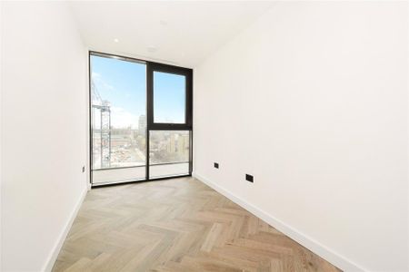 4 bedroom flat to rent - Photo 4