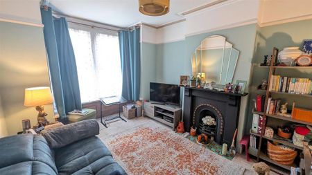 3 bedroom terraced house to rent - Photo 2